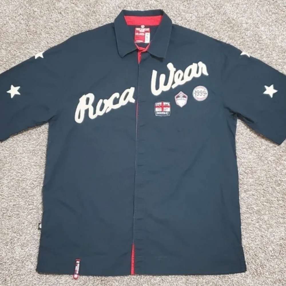 Men's Rocawear Short Sleeve Button Front Shirt Size L Blue